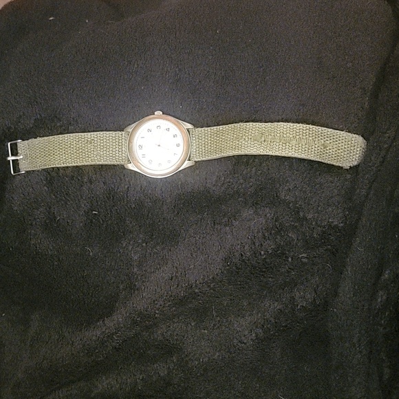 Military watch - Picture 4 of 4